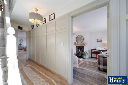 21 Brookmount Park, BT47 5AD-10.JPG