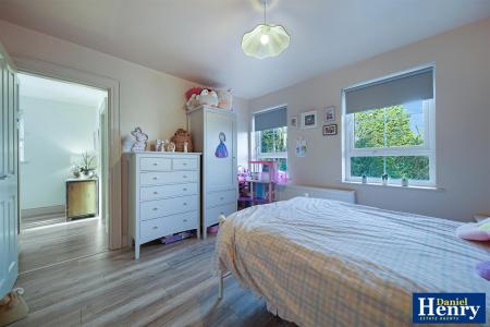 21 Brookmount Park, BT47 5AD-41.JPG