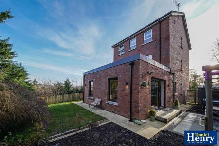 21 Brookmount Park, BT47 5AD-61.JPG