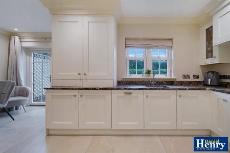 199 Brleyfields, Culmore Road, Derry-32.JPG