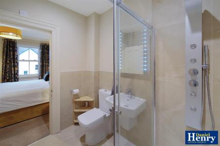 199 Brleyfields, Culmore Road, Derry-45.JPG