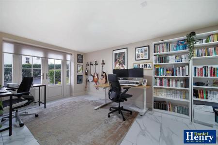 199 Brleyfields, Culmore Road, Derry-59.JPG