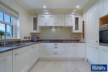 199 Brleyfields, Culmore Road, Derry-36.JPG