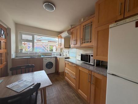 2 MALONE PARK KITCHEN.jpg