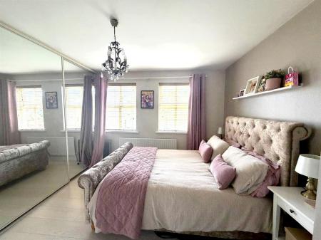 bed1.jpg