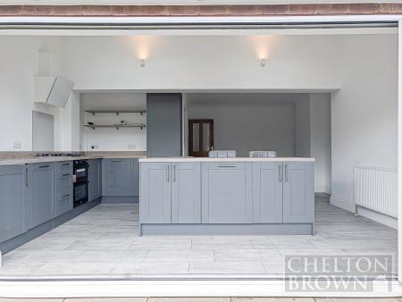 Kitchen & Diner