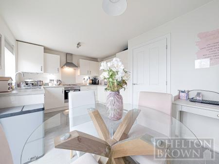Kitchen & Diner