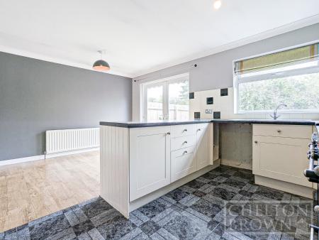 Kitchen/Dining Room