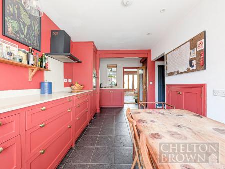 Kitchen & Diner