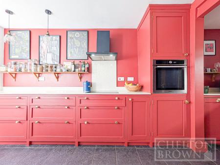 Kitchen & Diner