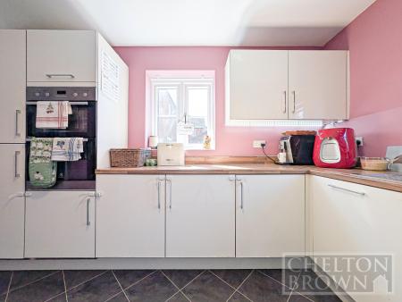 Kitchen & Diner