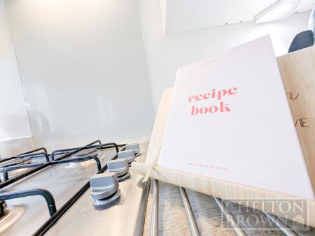 Kitchen & Diner