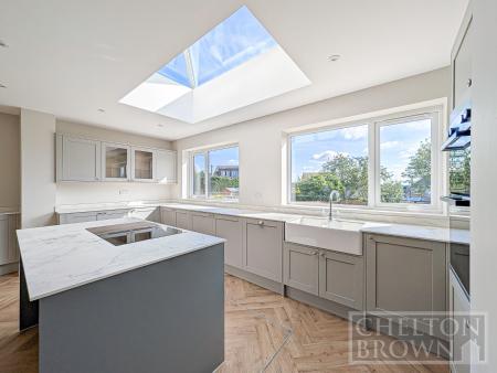 Kitchen & Living