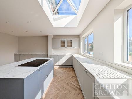 Kitchen & Living