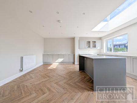 Kitchen & Living