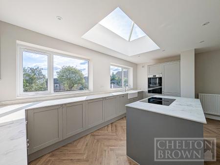 Kitchen & Living