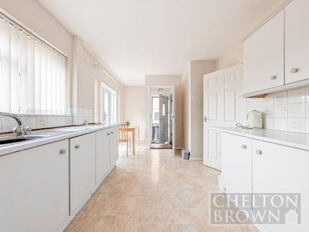 Kitchen & Diner