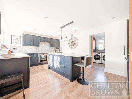 Kitchen & Diner