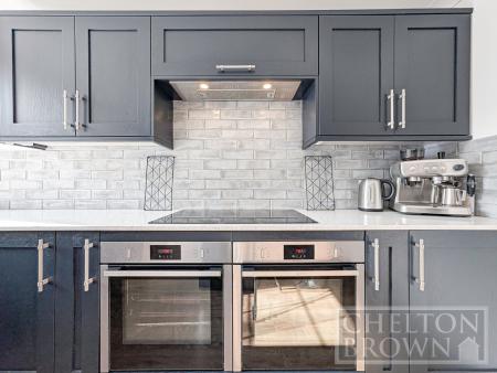 Kitchen & Diner