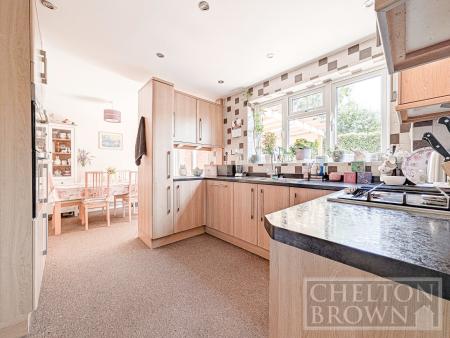 Kitchen & Diner