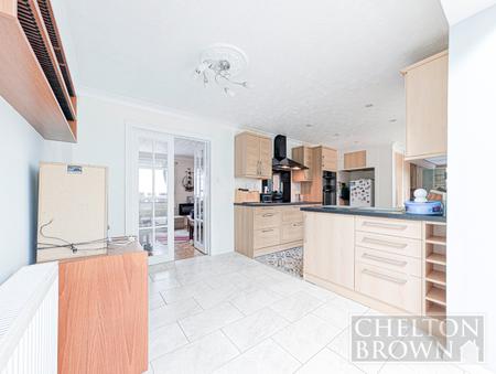 Kitchen/Dining