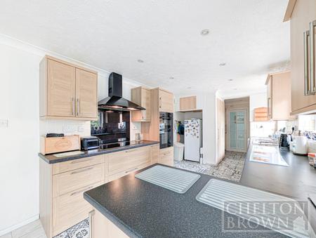 Kitchen/Dining