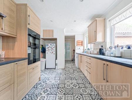 Kitchen/Dining