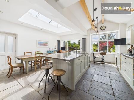 Kitchen / Living Diner