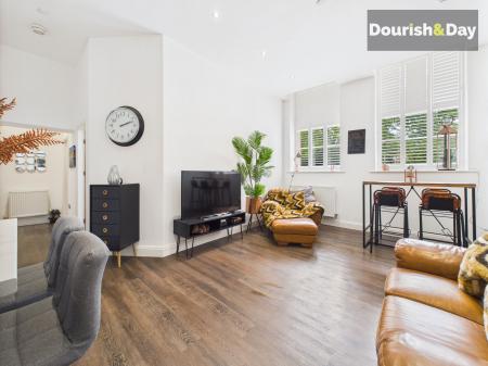 Kitchen / Living Room