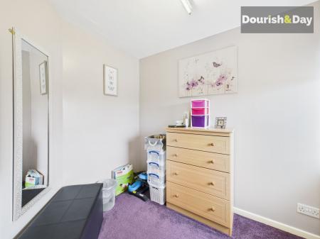 Walk In Wardrobe (Bedroom One)