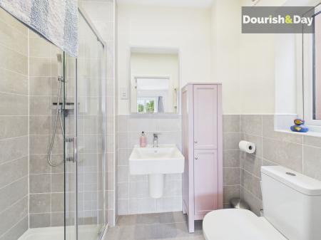 Bedroom One En-suite