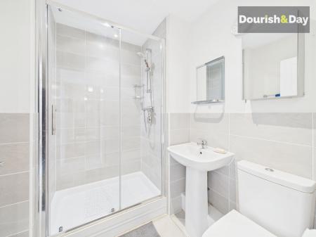 Ensuite Shower Room