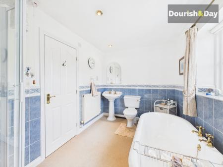 Bedroom 1 En-Suite