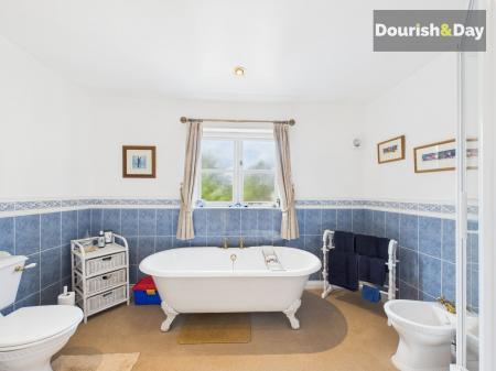Bedroom 1 En-Suite