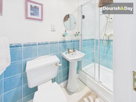 Bedroom 2 En-Suite
