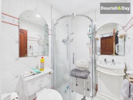 Bedroom One En-Suite