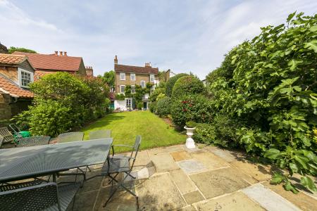 Garden rear elevation