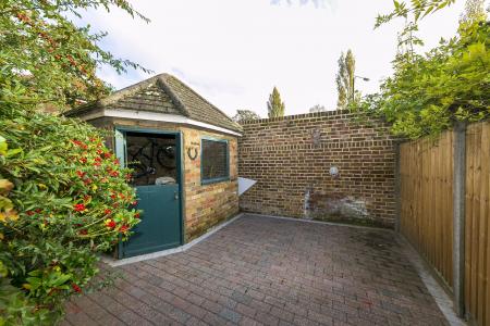 Brick Shed & Rear Patio