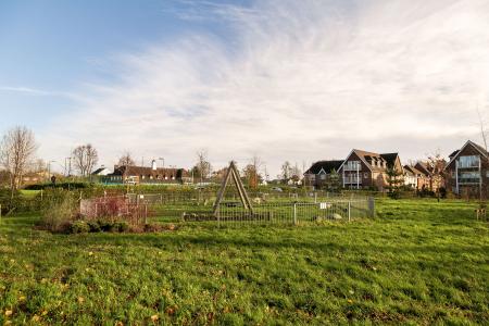 Pavilion Place, East Molesey