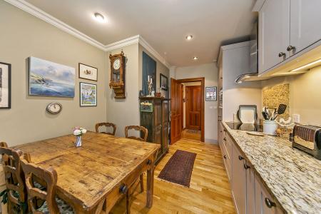 Kitchen Breakfast Room