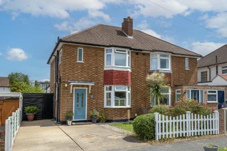 Berkeley Drive, West Molesey