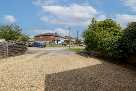 Driveway / Front Outlook