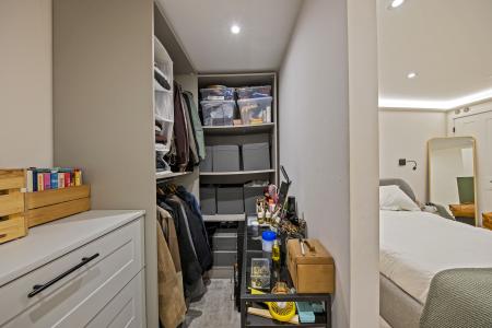 Walk-in Wardrobe