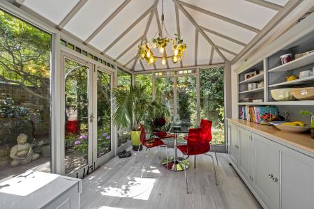 Garden / Dining Room