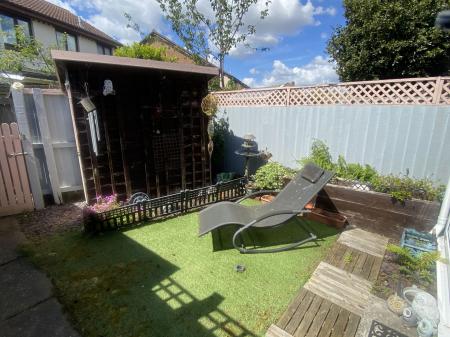 Photo 10