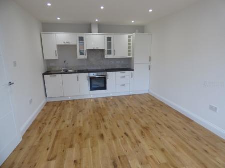 Living Room/Fitted K