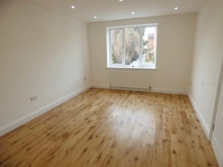 Living Room/Fitted K