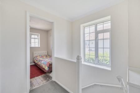 1321698-12-6871028b2