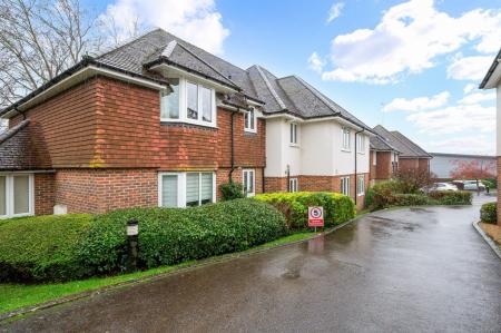ASHURST CLOSE, 7- (1