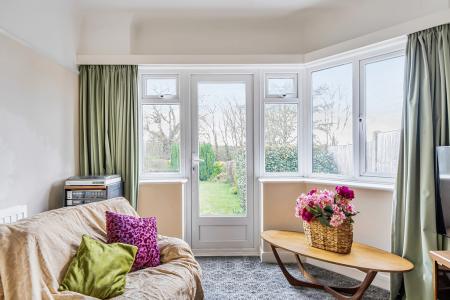 1411378-12-69930811d